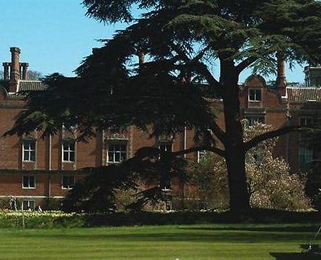Brasteds Hotel Norwich Exterior photo